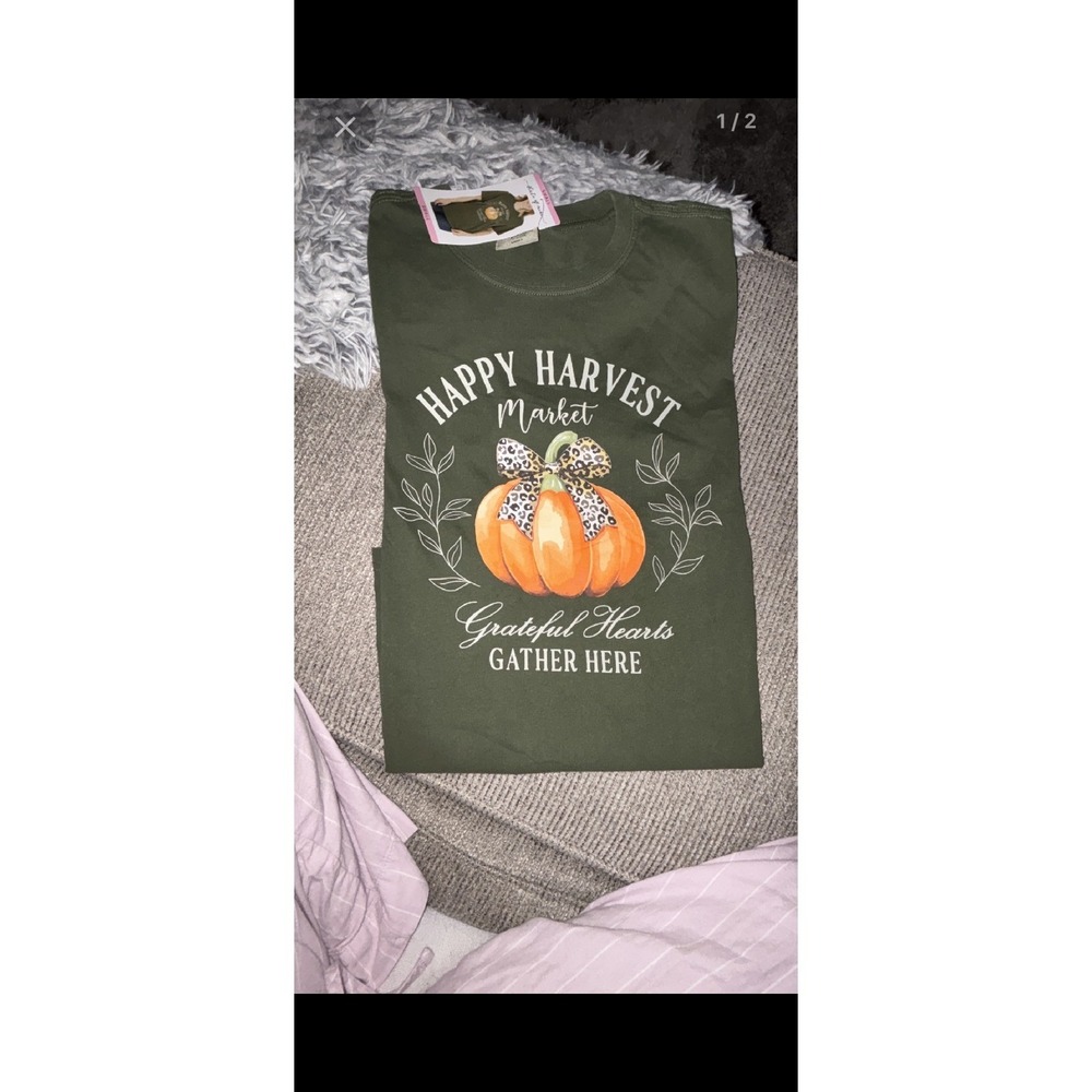 State Of Mine Olive Green Happy Harvest Market Pumpkin Graphic T Shirt SZ S‎ NWT